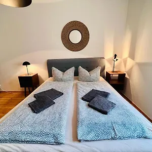 alte-schonhauser-lux.find-berlin-hotels.com/